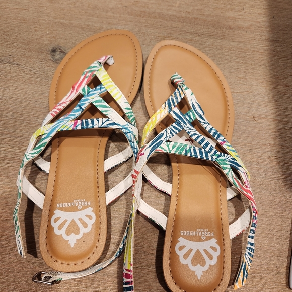Fergalicious Tropical Sandals. - Picture 4 of 7